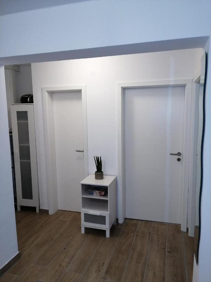 Ebenerdige Ferienwohnung mit großer Terrasse in der Nähe des Waldes, zum wohlfühlen Schöneck Exterior foto